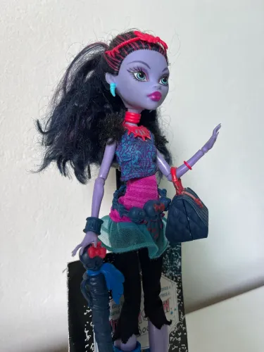 Boneca Monster High Jane Boolittle Básica
