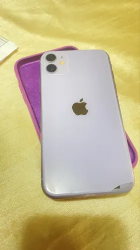 Vendo iPhone 11 lilás 128 g