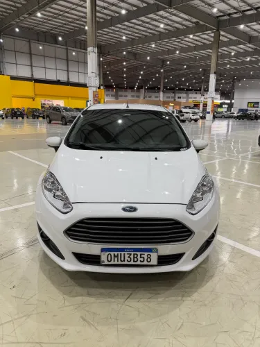 Ford Fiesta Titanium 1.6 16V Flex Mec. 2015