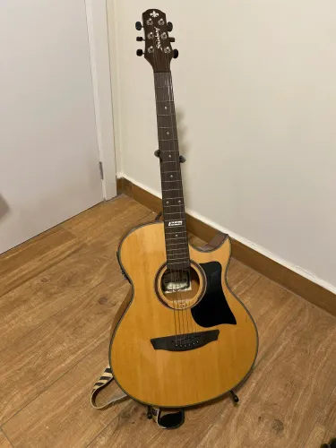 Violão Elétrico semi novo Strinberg