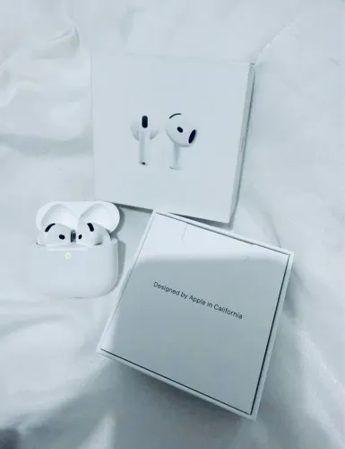 Air Pods 4