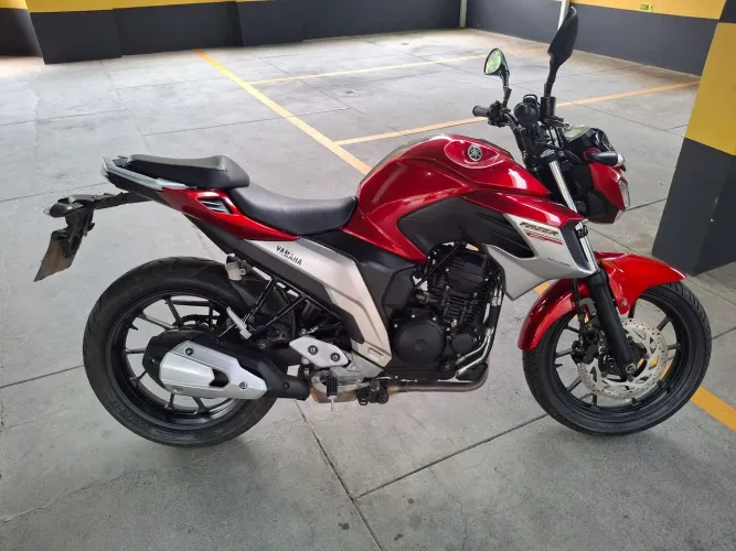 Fz25 2020 excelente estado baixo km