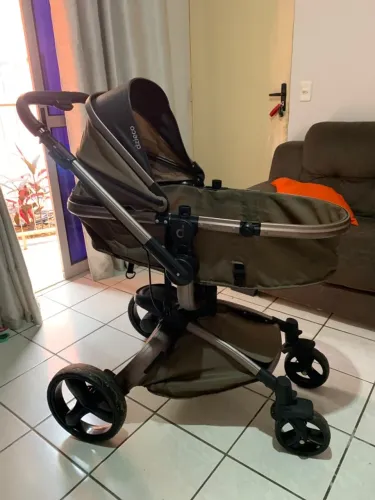 Carrinho de Bebê  Dzieco Vulkan  (marca premium da Galzerano)