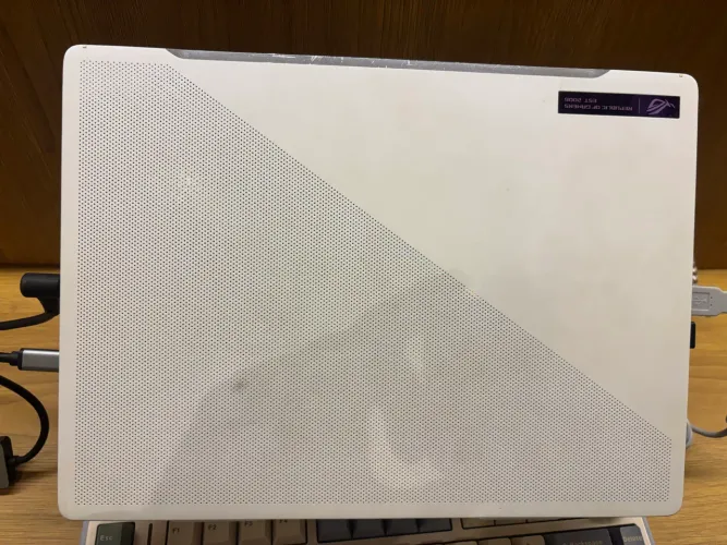 Rog Zepyrus G14 (2022)