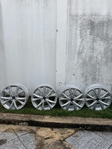 Jogo de rodas aro 18 modelo Audi - 4 unidades reformadas