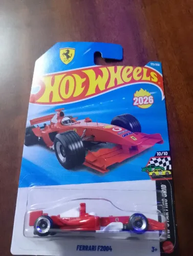 TvMiniatura HOT WHEELS FERRARI F2004 - Escala 1:64