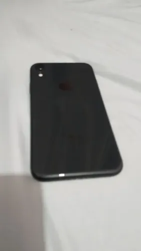 iPhone preto XR 64 gb. Ótimo estado. Sem carregador