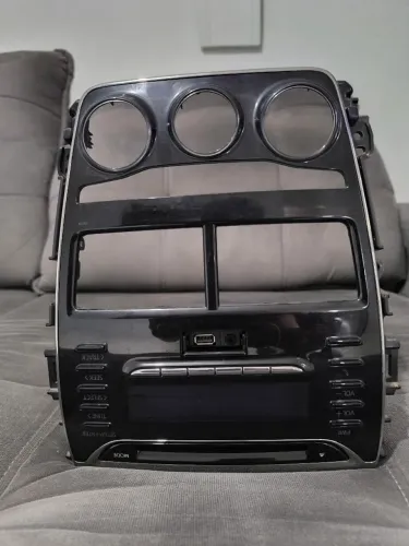 Rádio e moldura Original Toyota Yaris 2019/2020
