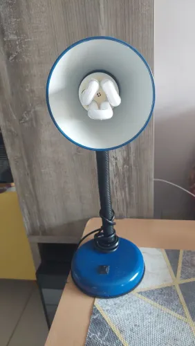 Luminária com lâmpada 