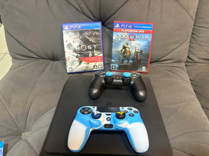 Ps4 slim de 500gb + jogos e controle