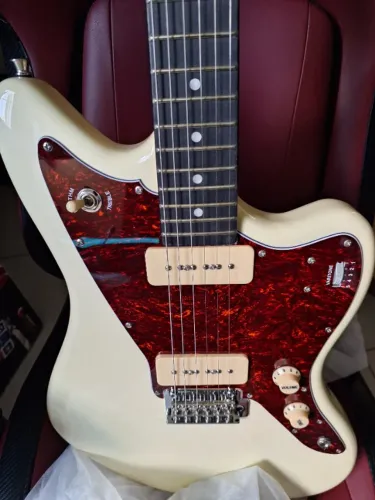 Guitarra Tagima Woodstock TW61 WV