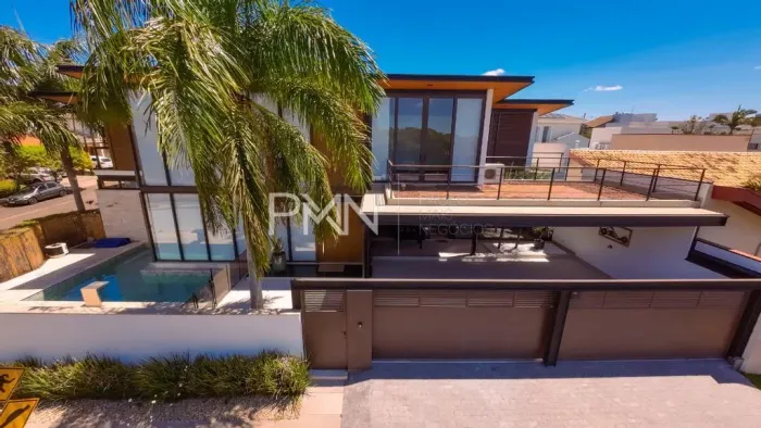 Sobrado à venda em Paulínia, Betel, com 4 suítes, com 426 m², Residencial Jardim dos Manac
