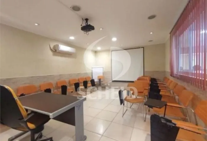 Vendo prédio comercial em Interlagos