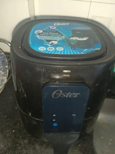 Air Fryer Oster, 3,3l , 1300 W, usado, promoção