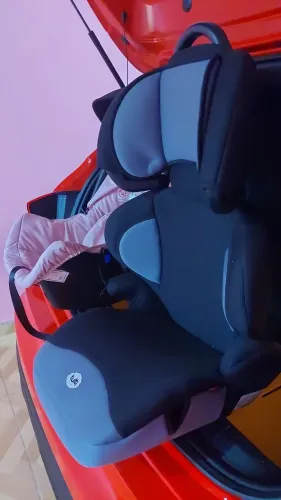 200,00 Promocao Cadeirinha para carro. Sem avarias .