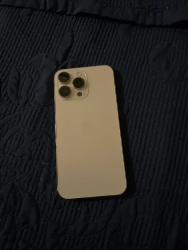 iPhone 14 Pro Max 256 gb em ótimo estado, cor dourado