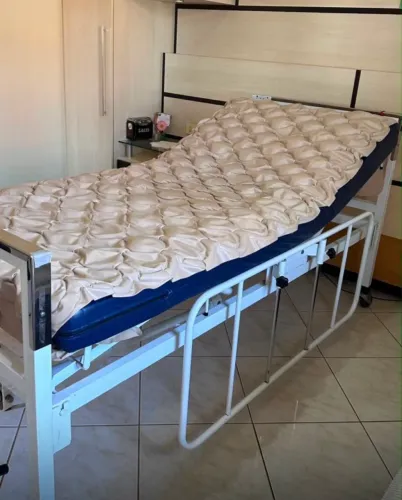 Cama hospitalar