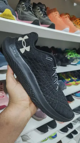 Tênis Under Armour Velociti Wind 2 Numeração 43 Raridade - Confortável - Presença 