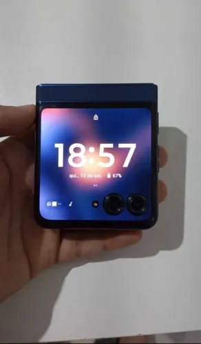 Vendo ou troco motorola razr60