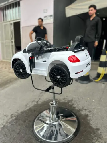 Cadeira Infantil Carrinho para Barbearia | Pronta Entrega