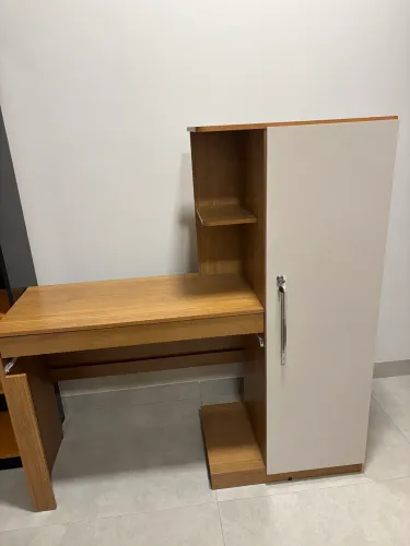 VENDO mesa para estudo / mesa de computador
