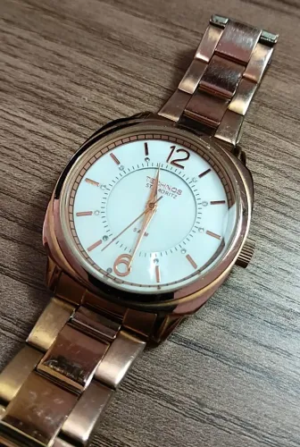 Relógio de Pulso Technos Modelo Elegance Swarovski 2035LTN/1K Crystal