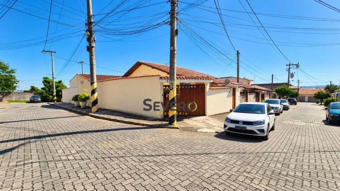 Belíssima Casa à venda no bairro Vista Alegre - São Gonçalo/RJ
