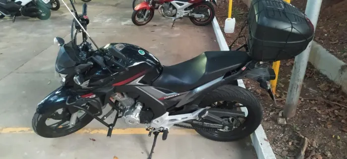 Oportunidade - Honda Twister 250cc Semi-Nova