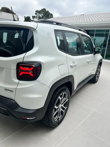 Jeep Renegade Long. T270 1.3 TB 4X2 Flex Aut. 2022