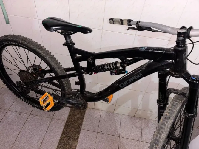 Quadro gios edge 27.5