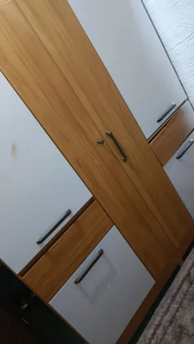 Guarda roupa Semi Novo (usado por 3 meses)