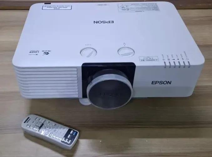 Projetor EPSON LASER EB-L570U HA98A Profissional