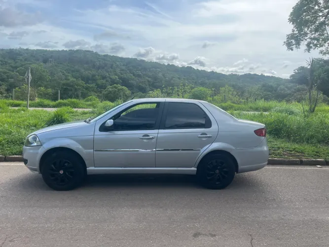 Fiat Siena EL 1.0 MPI Fire Flex 8V 4P 2011
