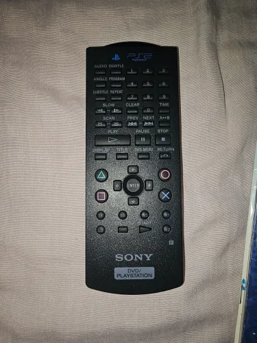 Controle remoto PS2 original.
