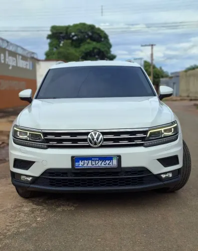Volkswagen Tiguan Allspac Comf 250 TSI 1.4 Flex 2018