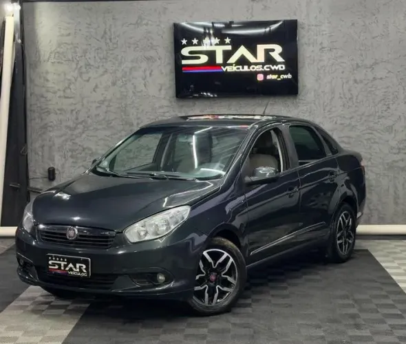 Fiat Siena Essence 1.6 Flex 16V 4P 2014