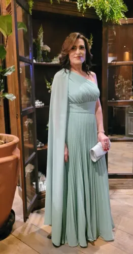Vestido longo verde menta