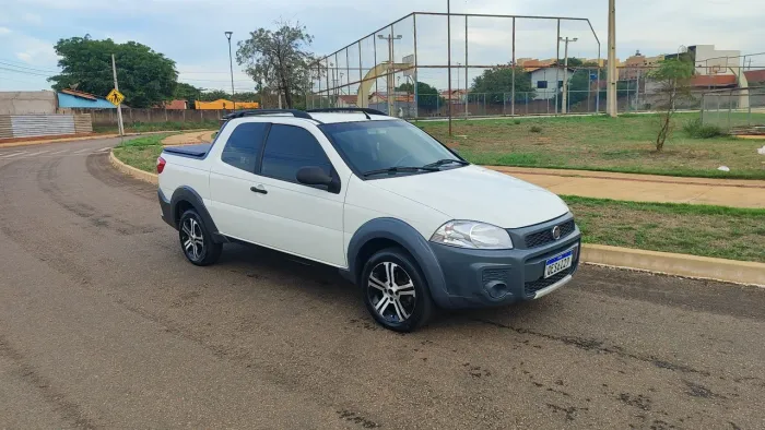 Fiat Strada Cabine Dupla, ano 2018, troco ou vendo