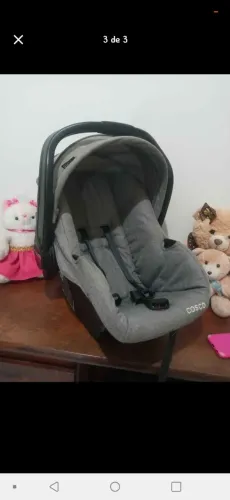 Bebê conforto cosco guardian com base para carro