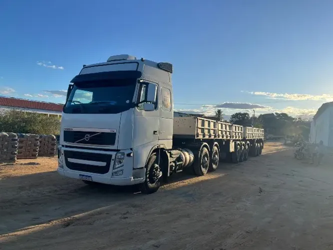 Volvo FH 440 traçada 