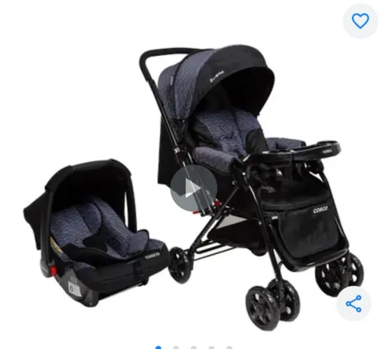 Carrinho com bebê conforto