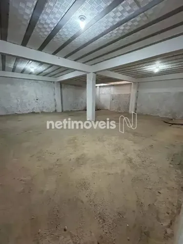 Alugue Espaço/Garagem para uso comercial em Justinopolis/Ribeirão Das Neves