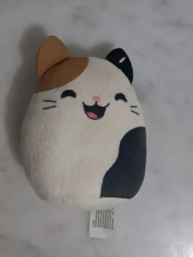 Mini pelúcia Squishmallows gato Cam McDonald's