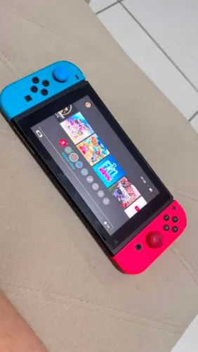 Nintendo Switch V2