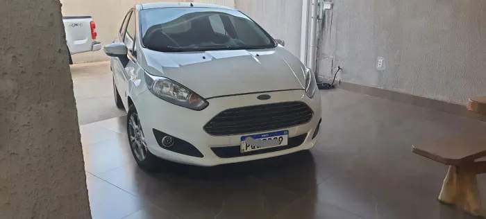Ford Fiesta SEL 1.6 16V Flex Aut. 5P 2017