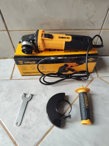Esmerilhadeira Angular 4.1/2 Pol. 800W 220V