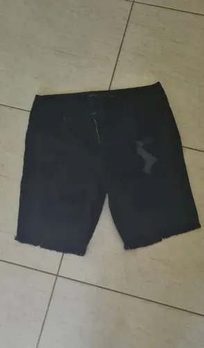 BERMUDA JEANS RASGADA PRETA 42