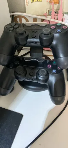 2 Controle ps4 com suporte de carregamento