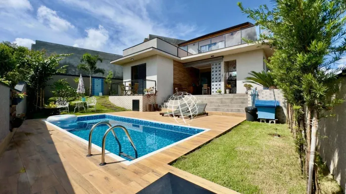 Casa com 2 dormitórios à venda, 162 m² por R$ 1.100.000,00 - Condomínio Alto da Floresta -