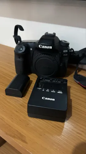 Câmera Cânon 80D